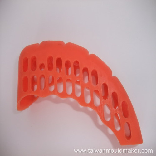 Custom liquid silicone steel injection molding house hold cleaning products custom mold design